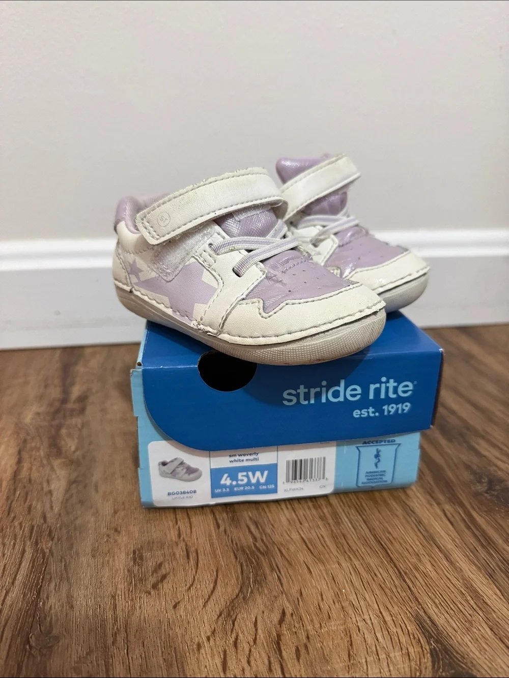 Stride Rite Baby Girls Waverly Soft Motion Purple and White Velcro Sneakers 4.5W